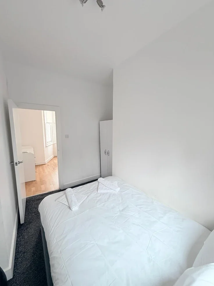 Flat Chippenham Road in City of Westminster
