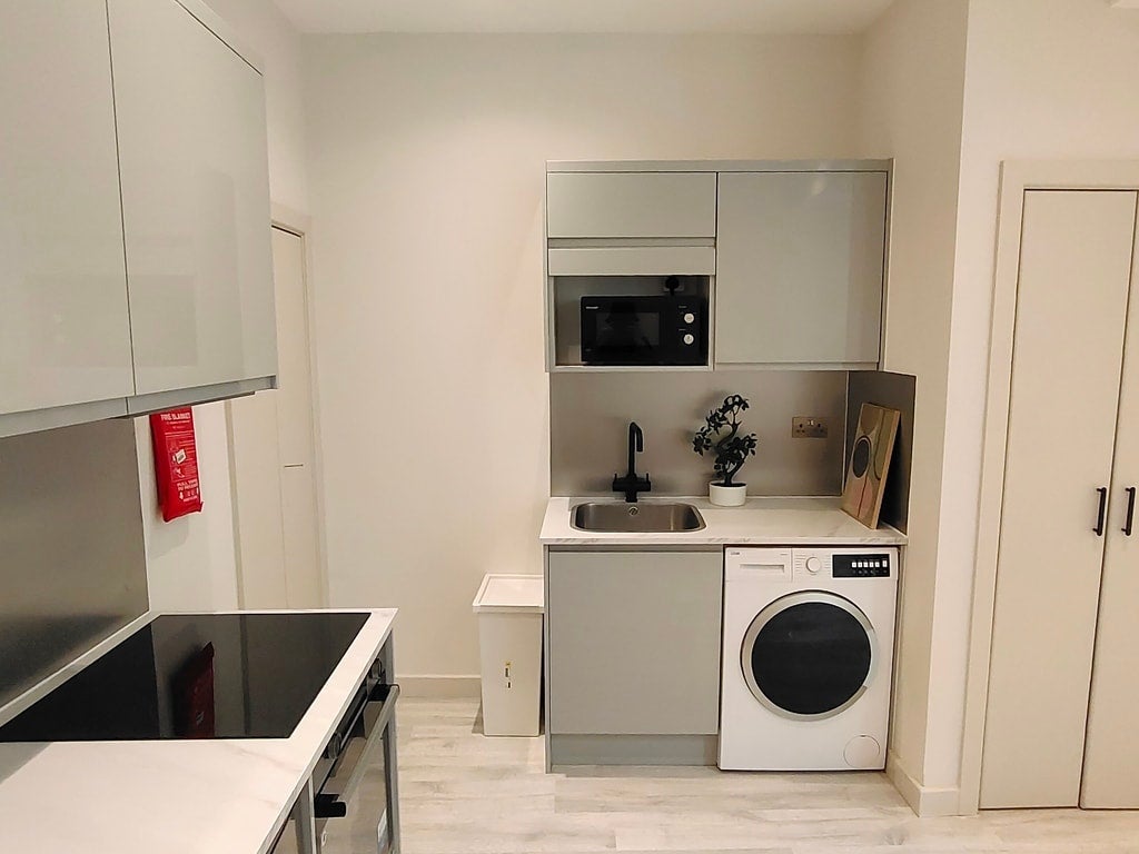 Room Villiers Road in Greater London