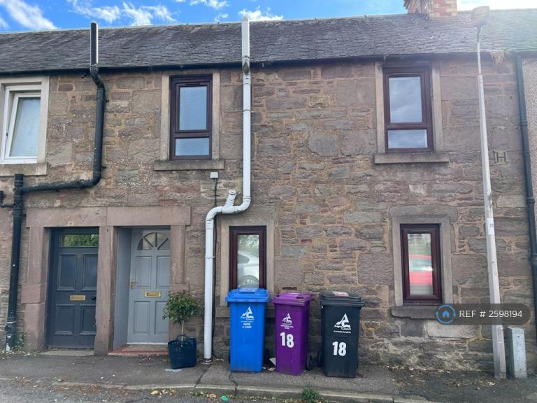 House Newmonthill in Forfar
