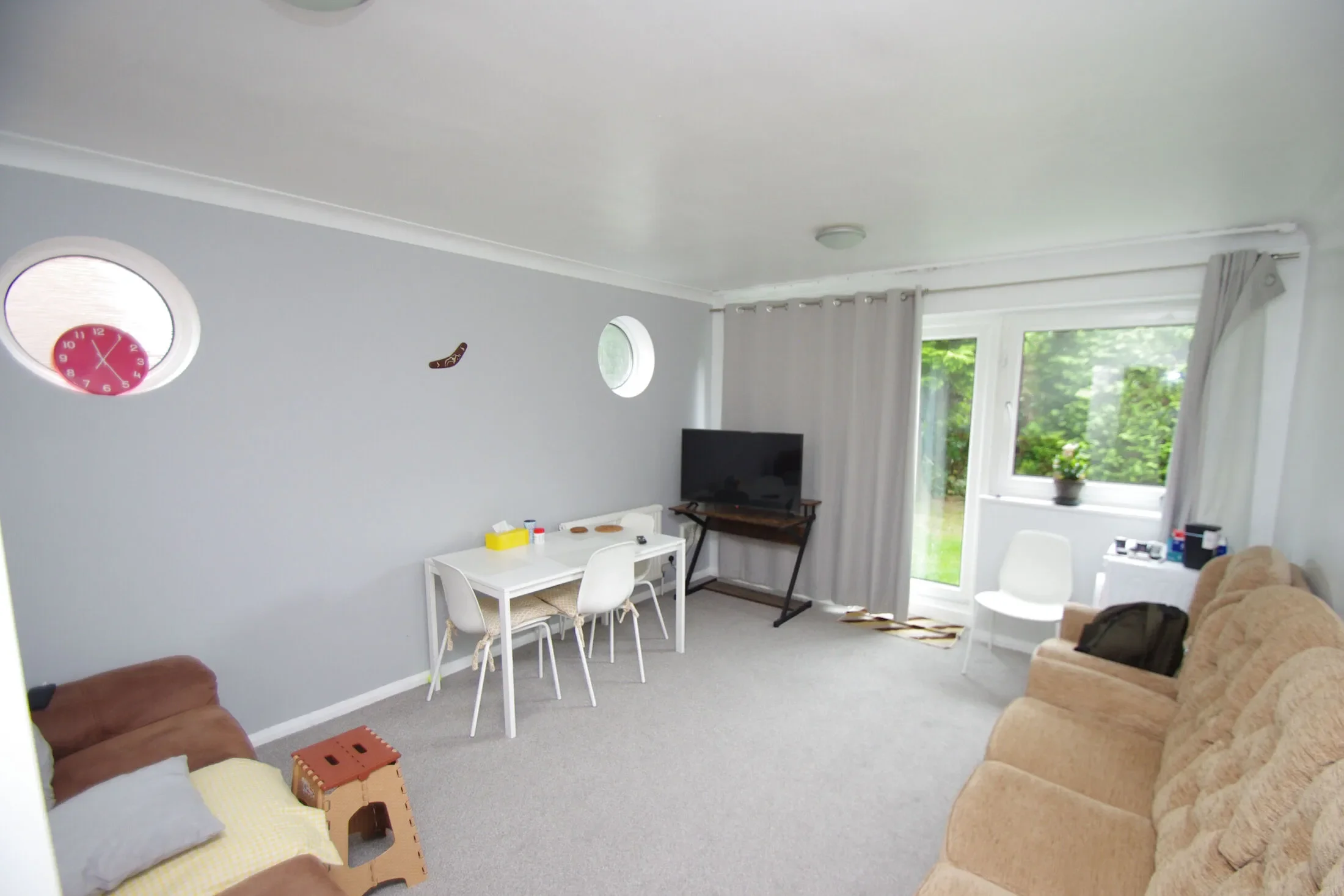 Flat Alexandra Road in Watford