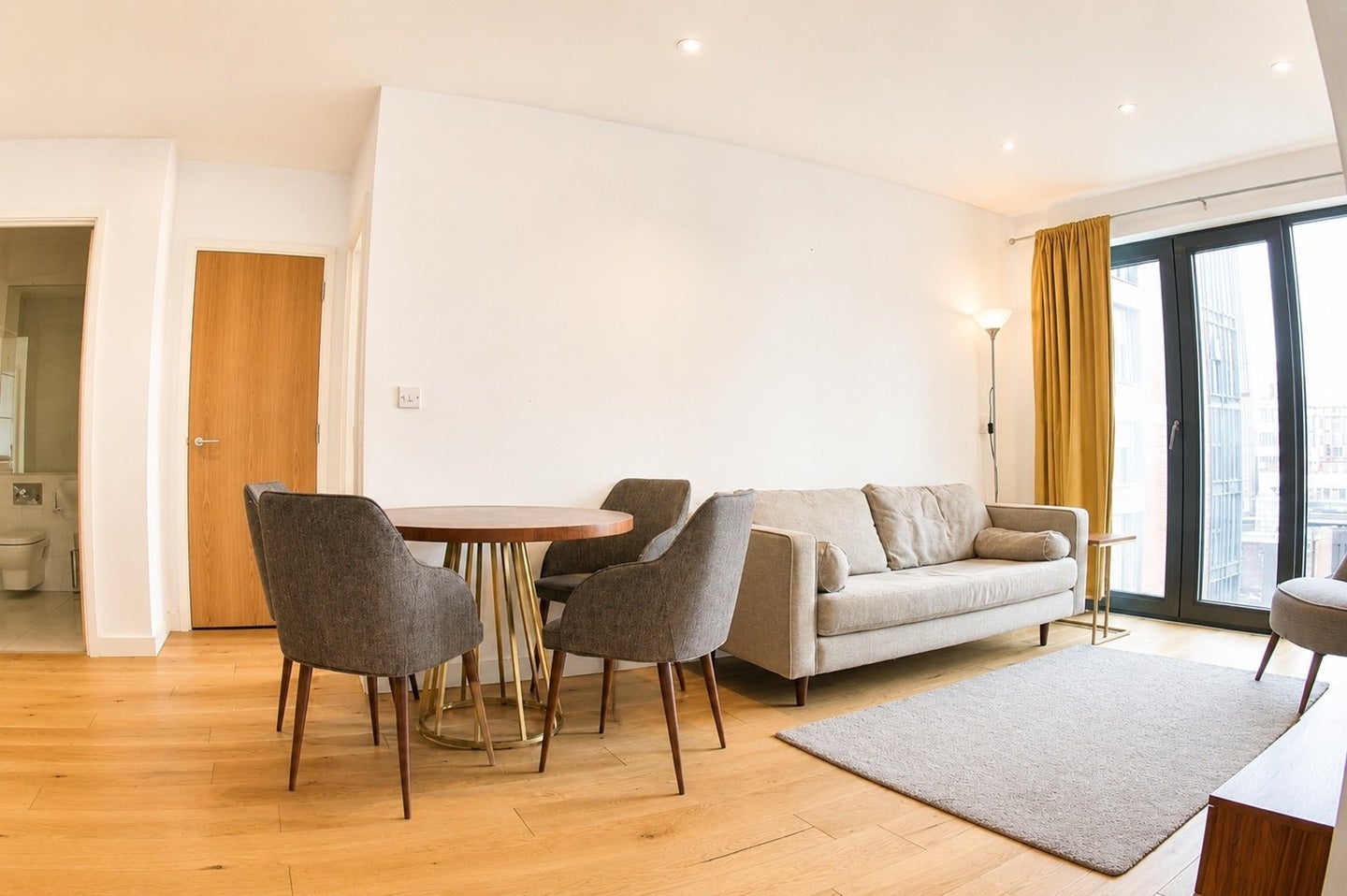 Flat Exeter Passage in Birmingham