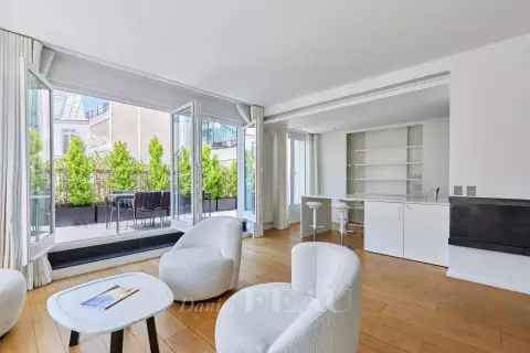 Appartement Avenue Montaigne à Paris