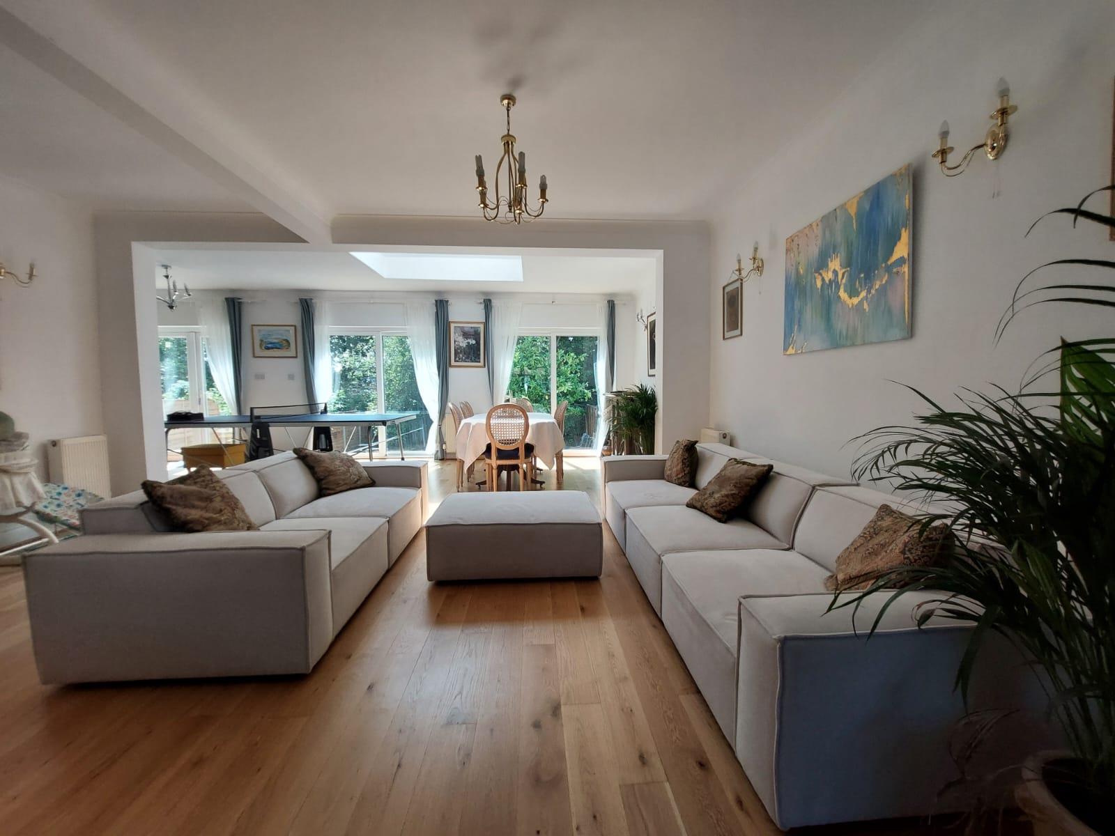 House Uphill Grove in Greater London