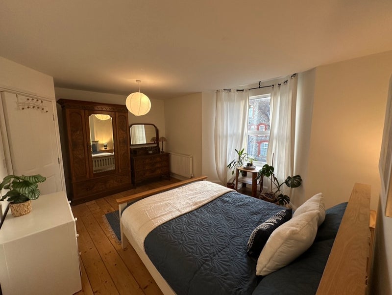 Room Claremont Street in Bristol