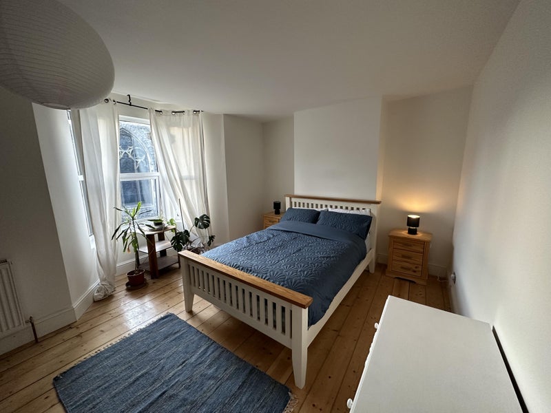 Room Claremont Street in Bristol