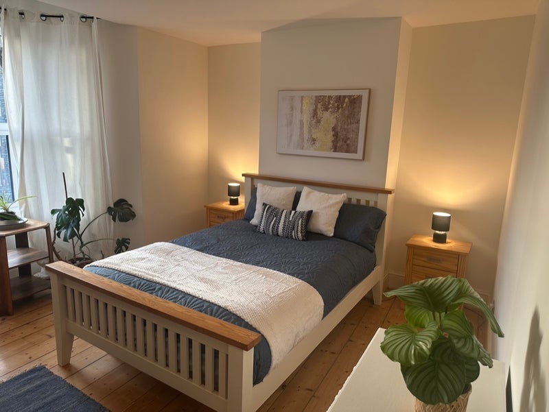 Room Claremont Street in Bristol