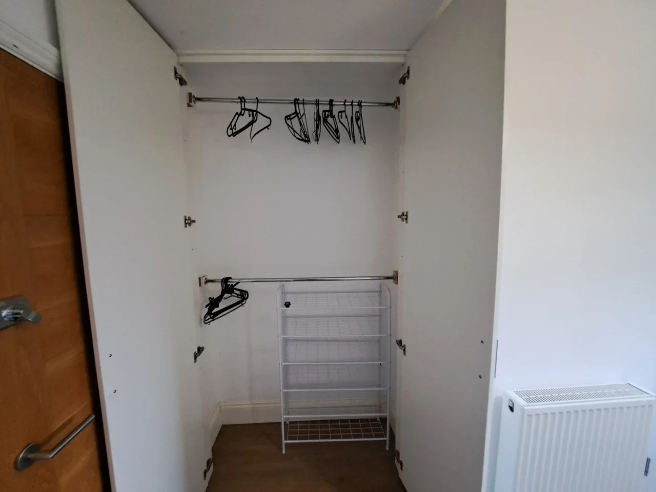 Room Chadbourn Street in Greater London