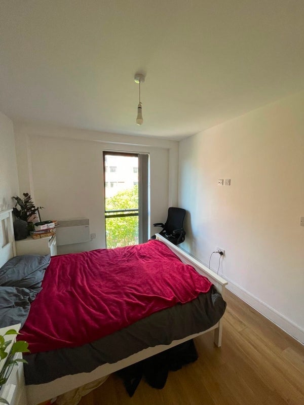 Room Mulberry Place in Liverpool
