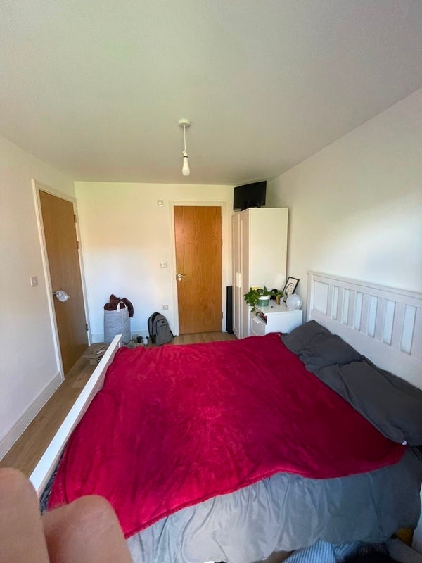Room Mulberry Place in Liverpool