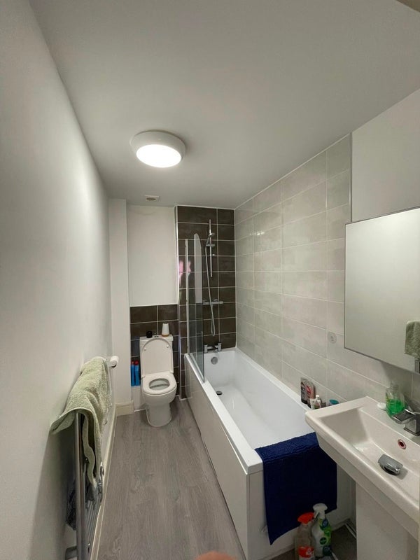 Room Mulberry Place in Liverpool
