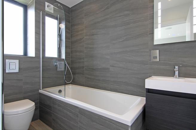Flat Bideford Avenue in Greater London