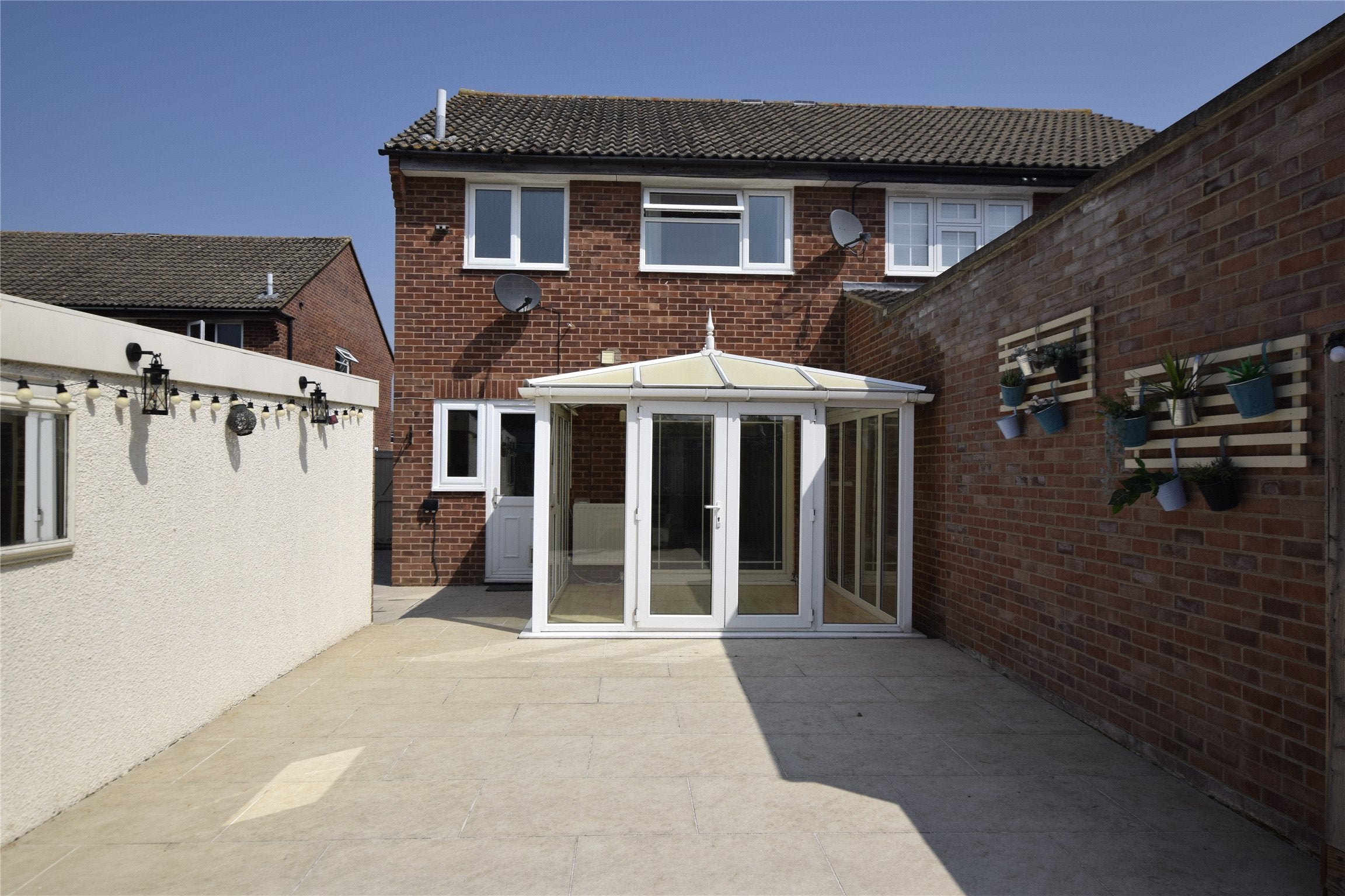 House Charney Avenue in Vale of White Horse