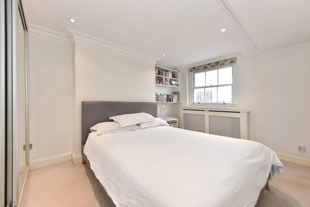 Flat Cunningham Place in City of Westminster