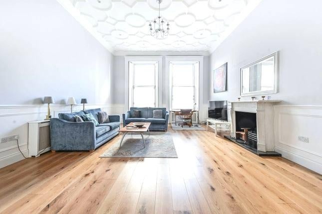 Flat Elvaston Place in Greater London