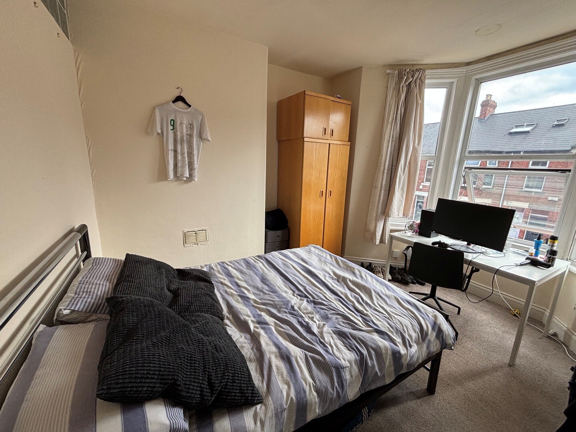 Flat Simonside Terrace in Newcastle upon Tyne