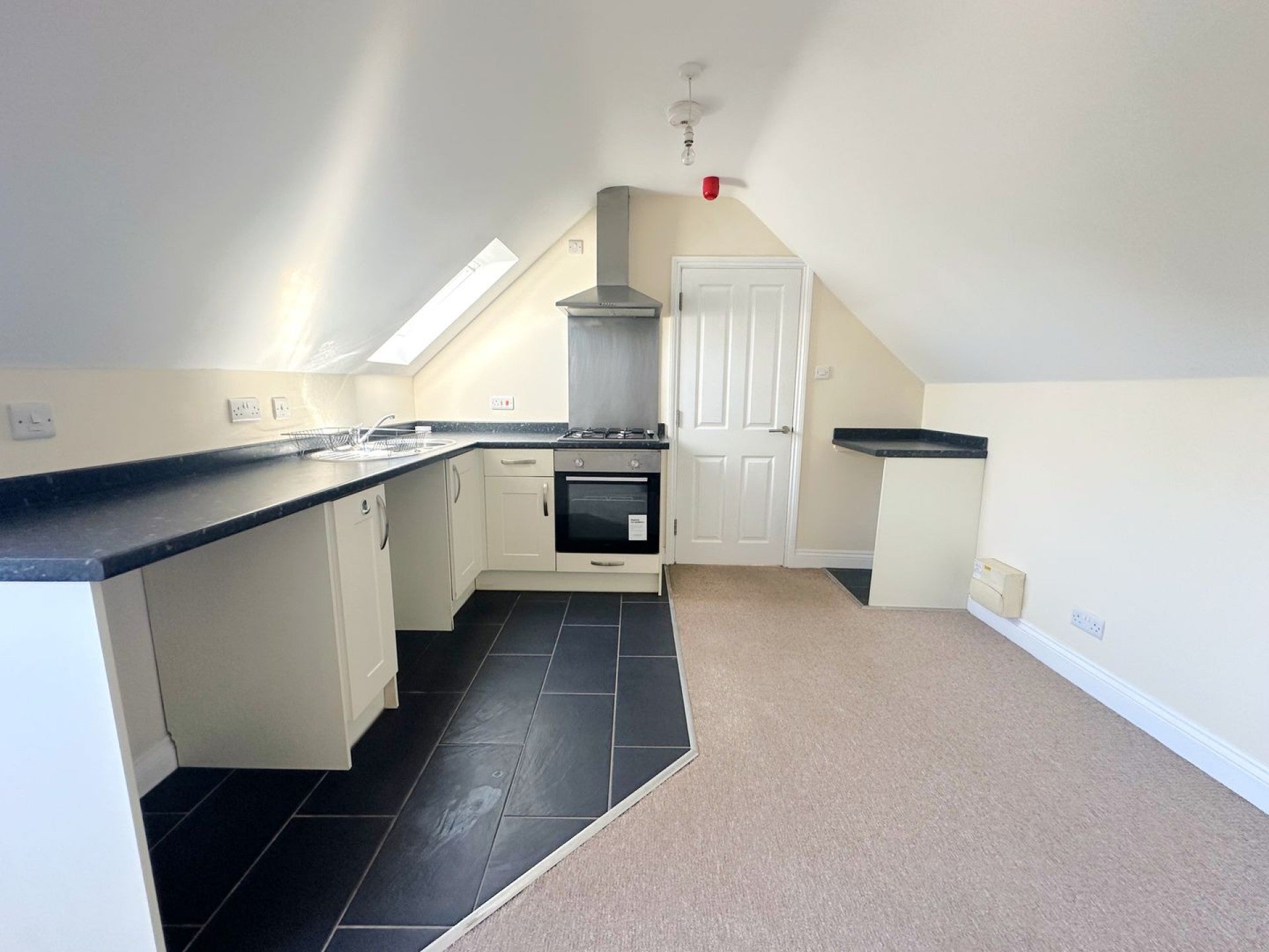 Flat Hastings Road in Rother