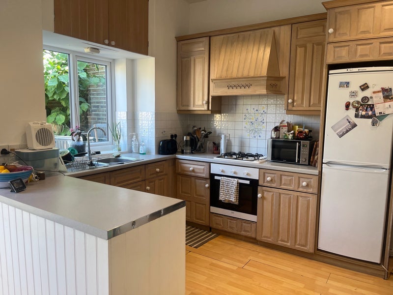 Room Elsenham Street in Greater London