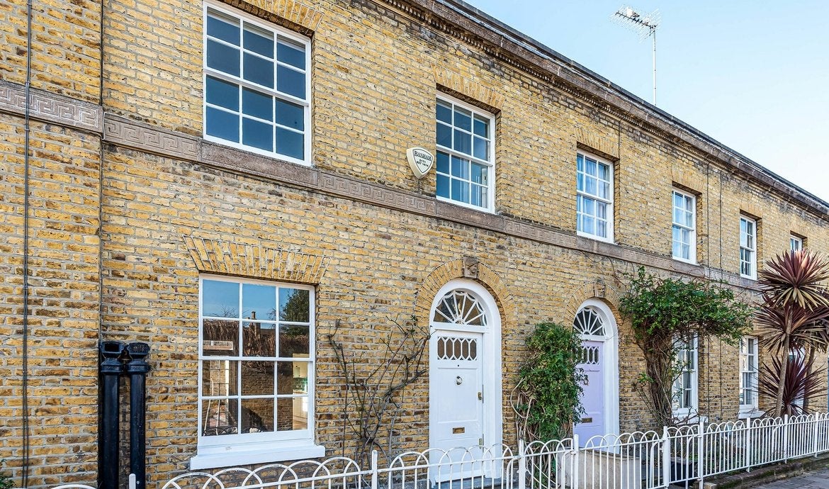 House Courtenay Street in Greater London
