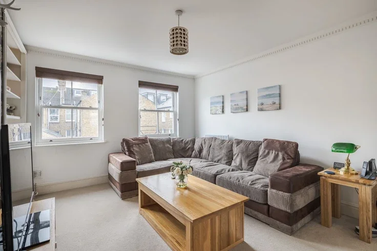 House Fernbank Mews in Greater London