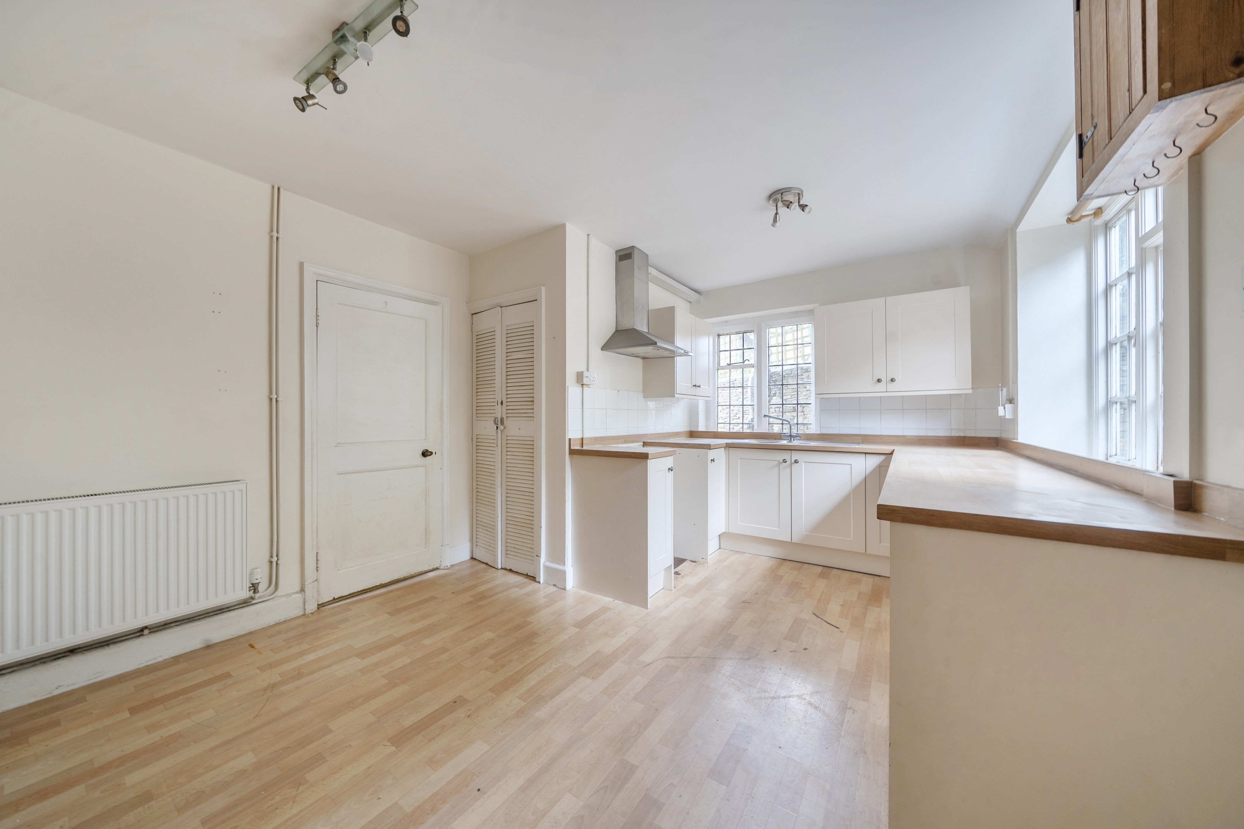 House Notgrove Close in Cheltenham