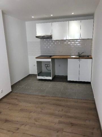 Flat Rue Glandeves in Cuges-les-Pins