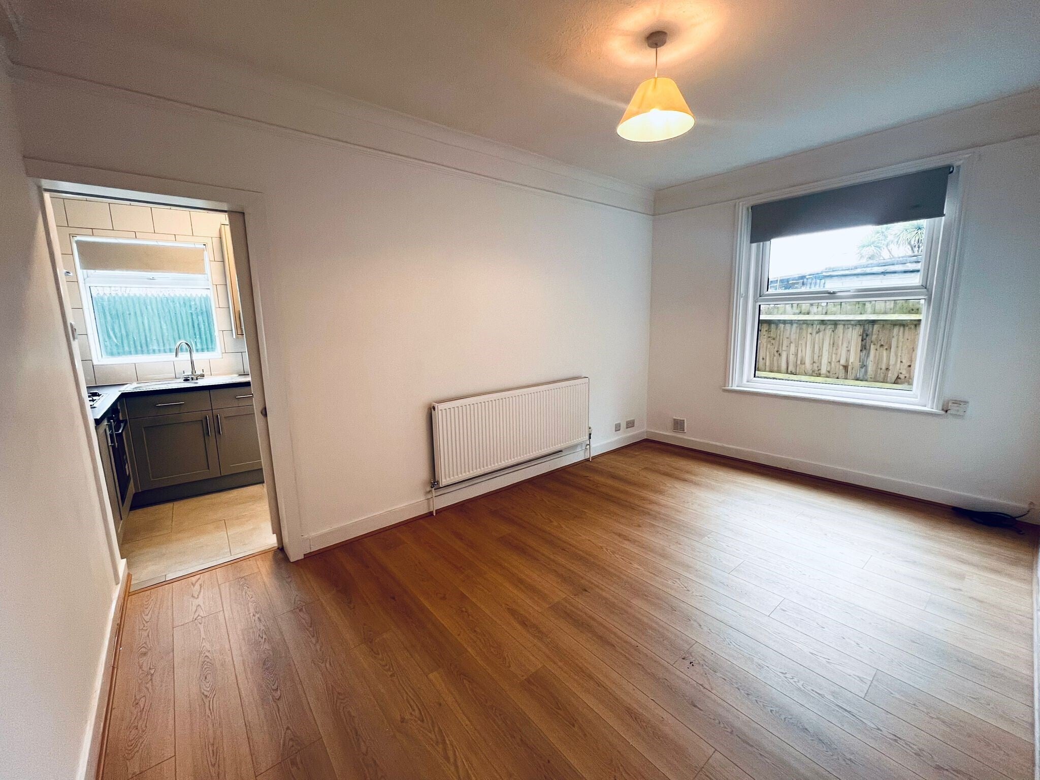 Flat Winchcombe Road in Eastbourne