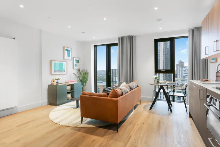 Flat Charter Street in Greater London