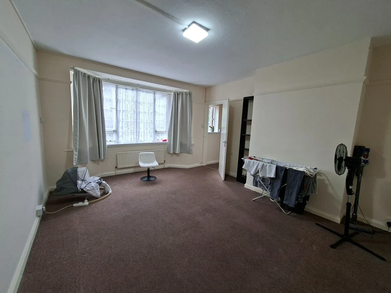 Flat Pembroke Road in Greater London