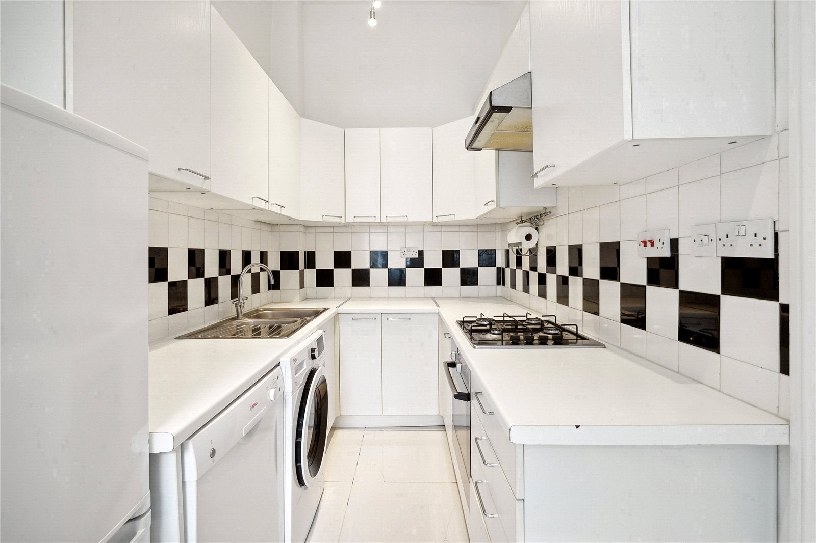 Flat Philbeach Gardens in Greater London