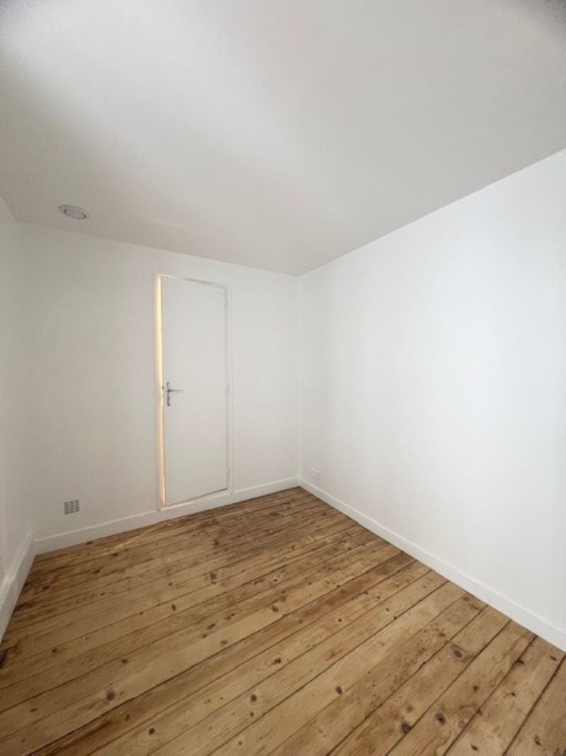Flat Rue du Port aux Lions in Charenton-le-Pont