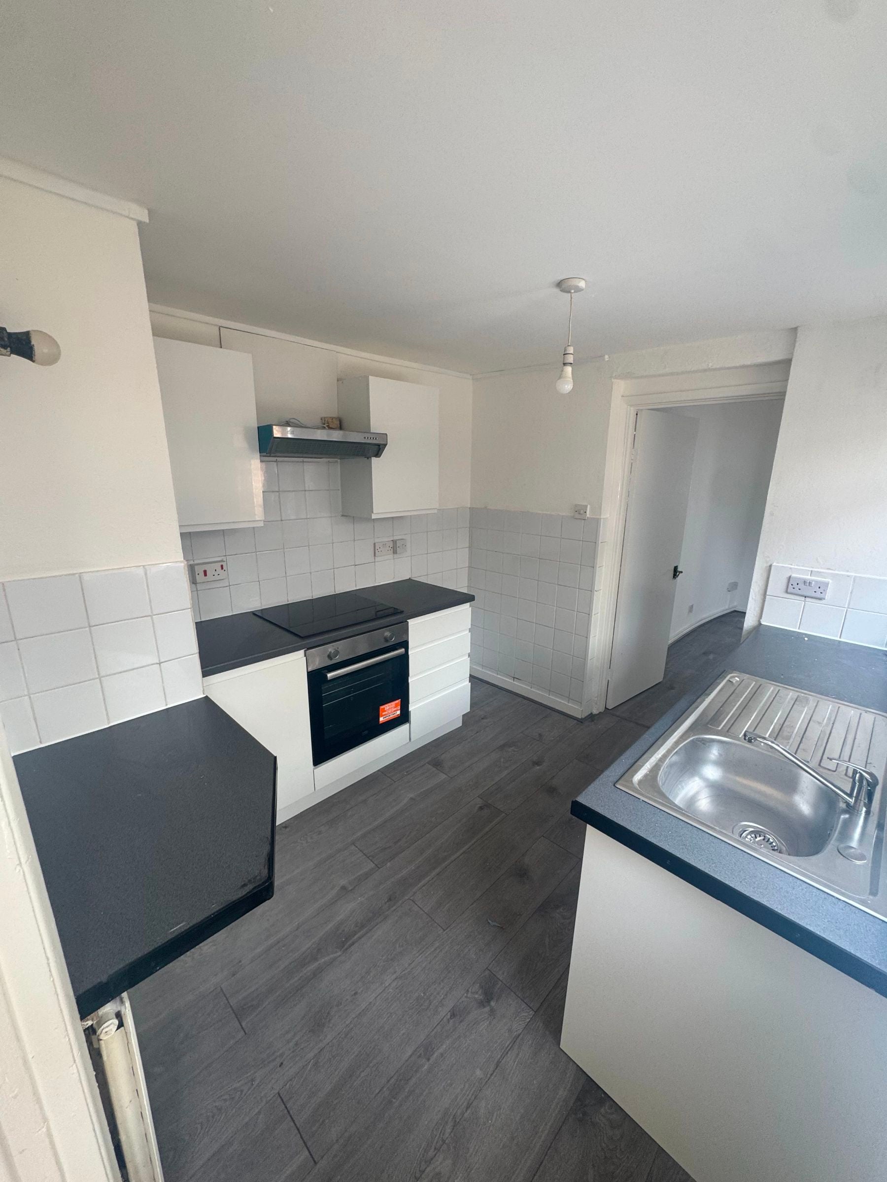Flat Ridgway Road in Luton