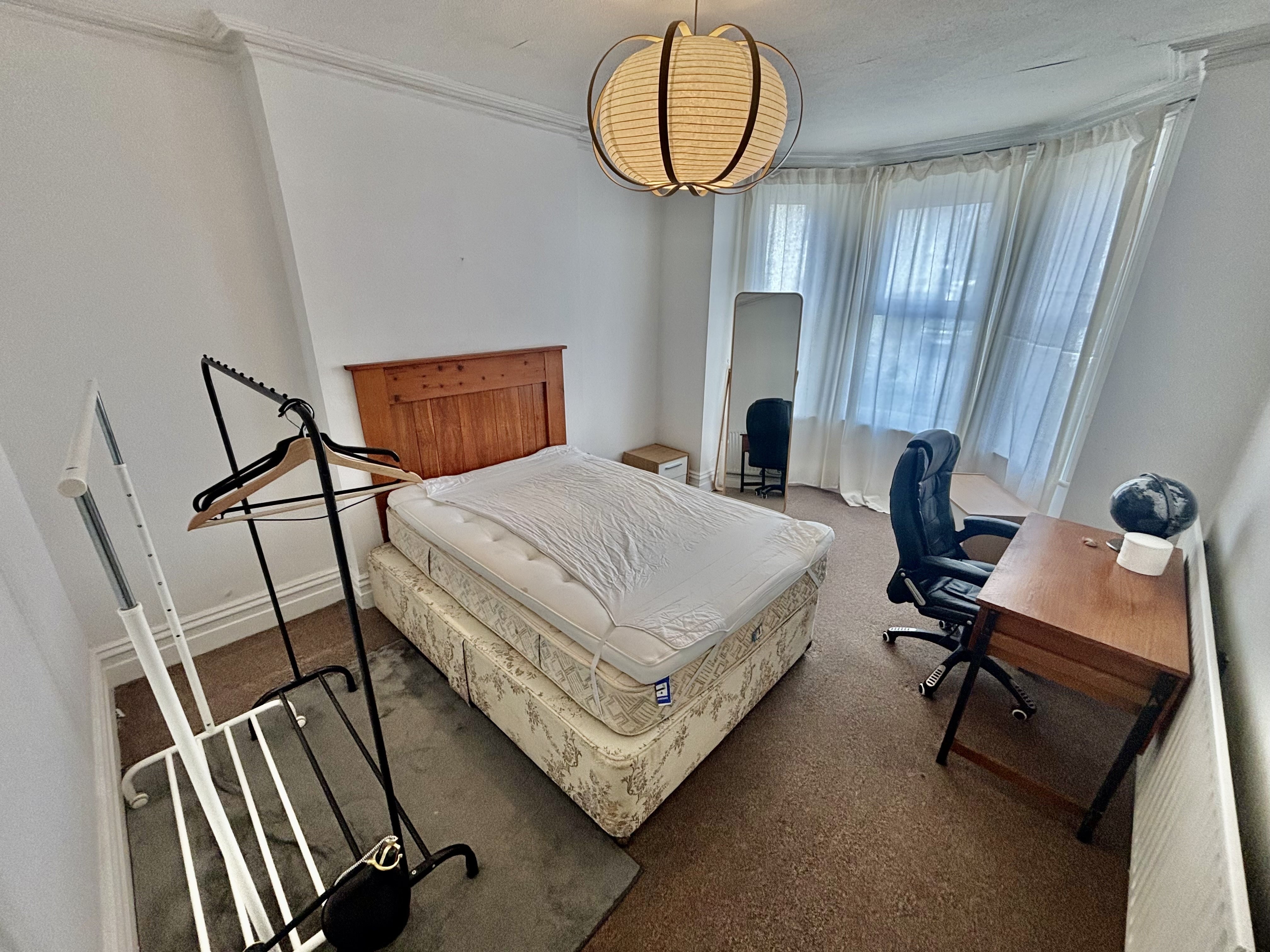 Room Rosebery Road in Bournemouth