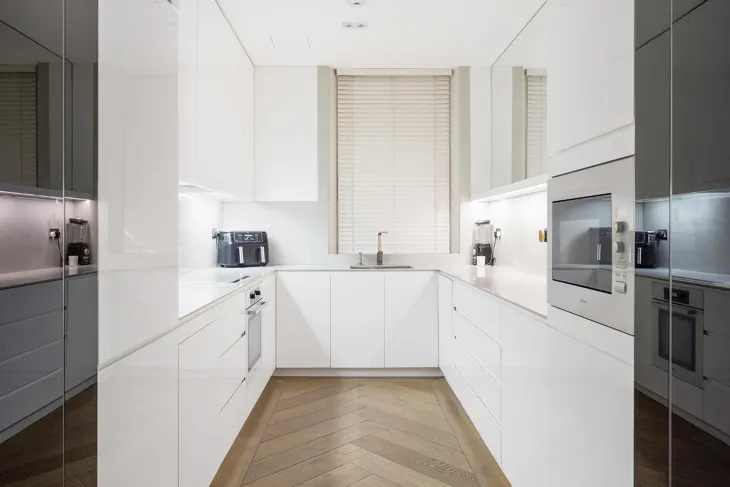 Flat Addison Road in Greater London