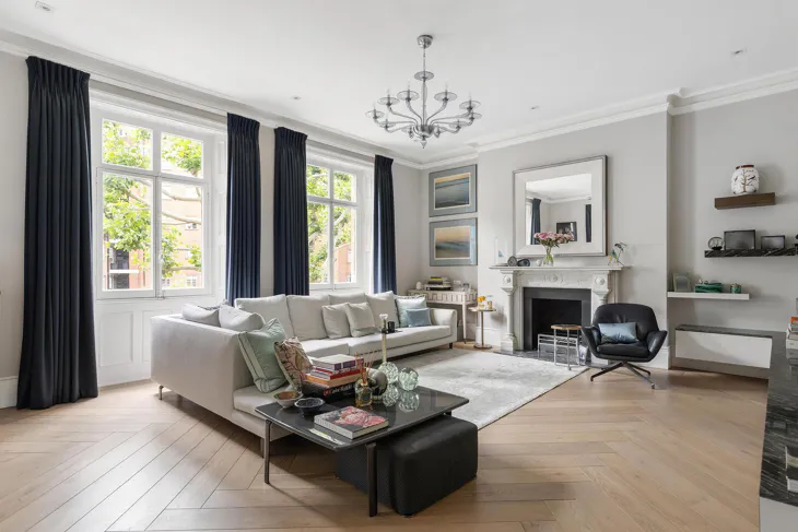 Flat Addison Road in Greater London