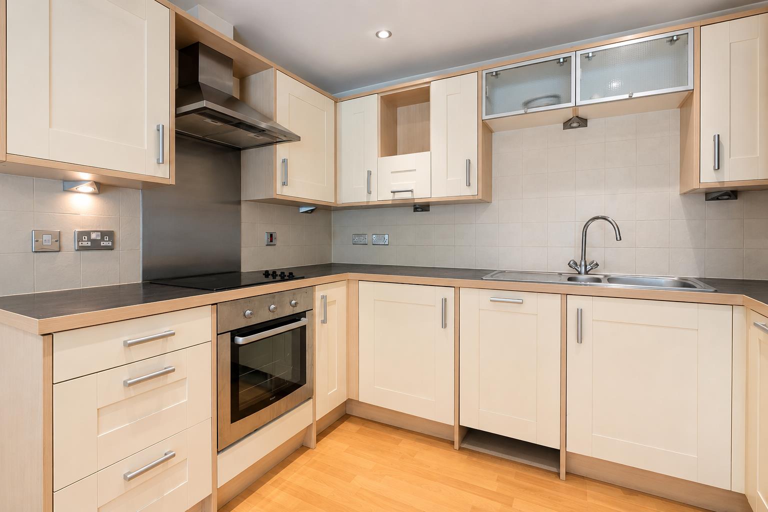 Flat Ballantyne Drive in Colchester