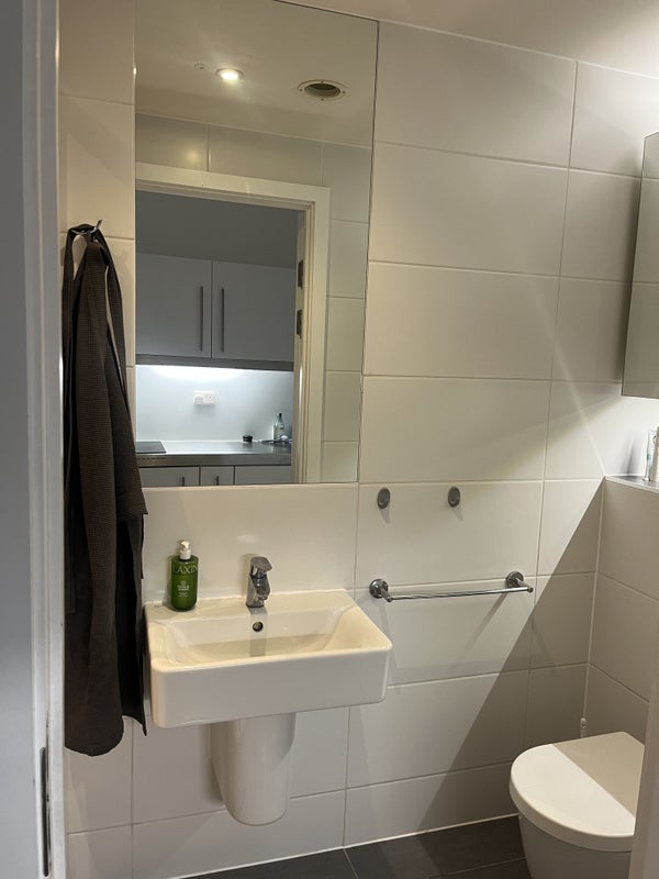 Room Paul Street in Greater London