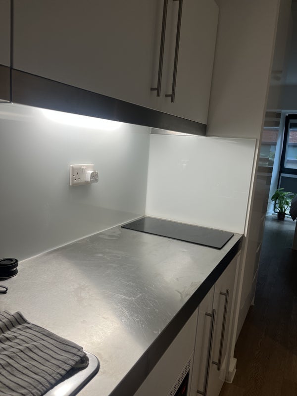 Room Paul Street in Greater London