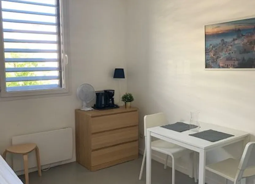 Appartement Avenue Pierre Gamel à Nîmes