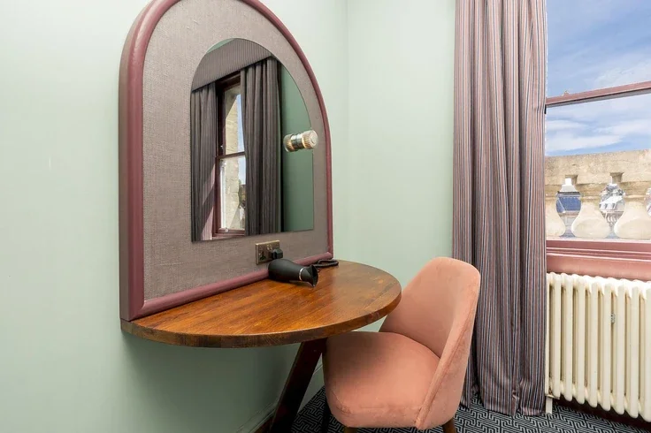 Room Milsom Street in Bath