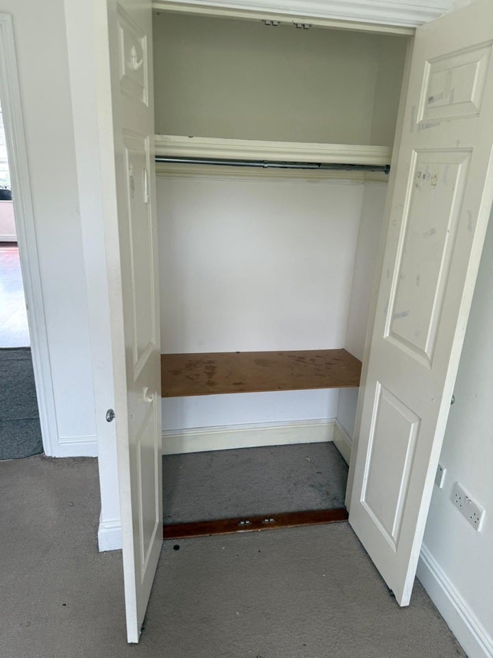 Flat Bedfont Close in Greater London