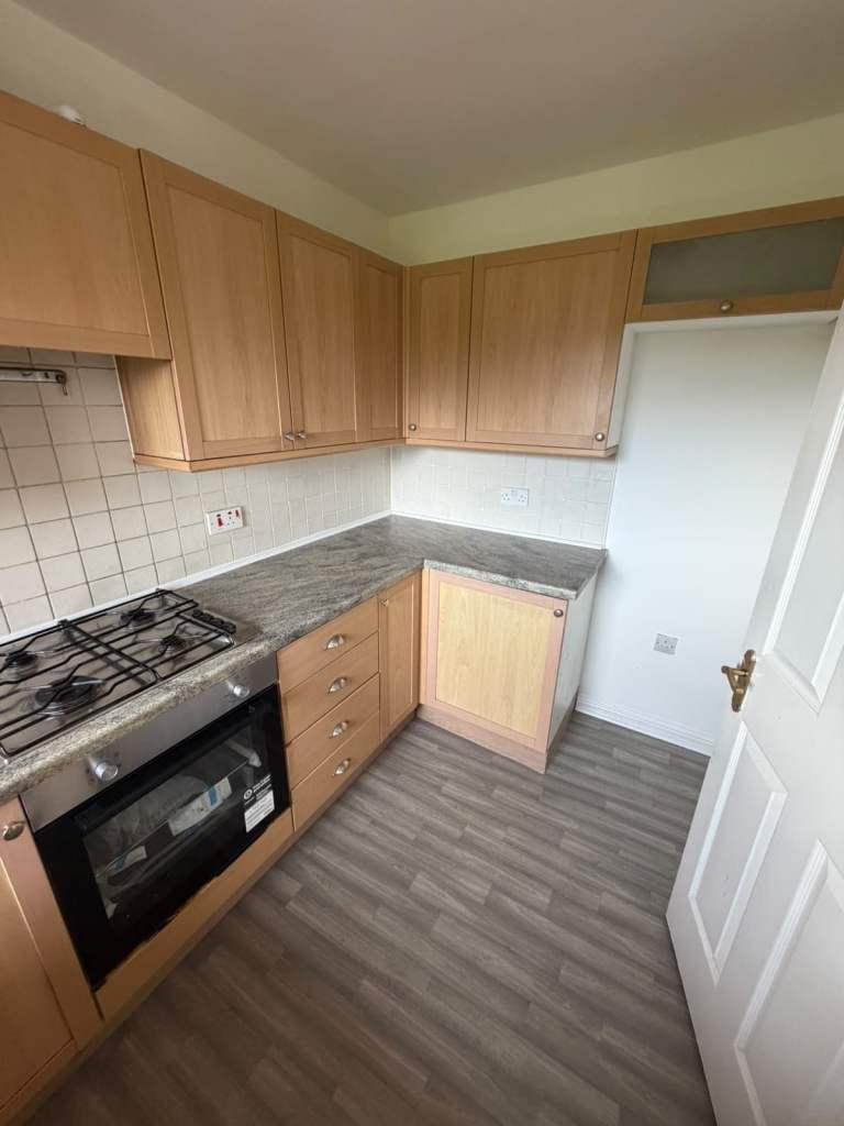 Flat Ladysmill Court in Falkirk