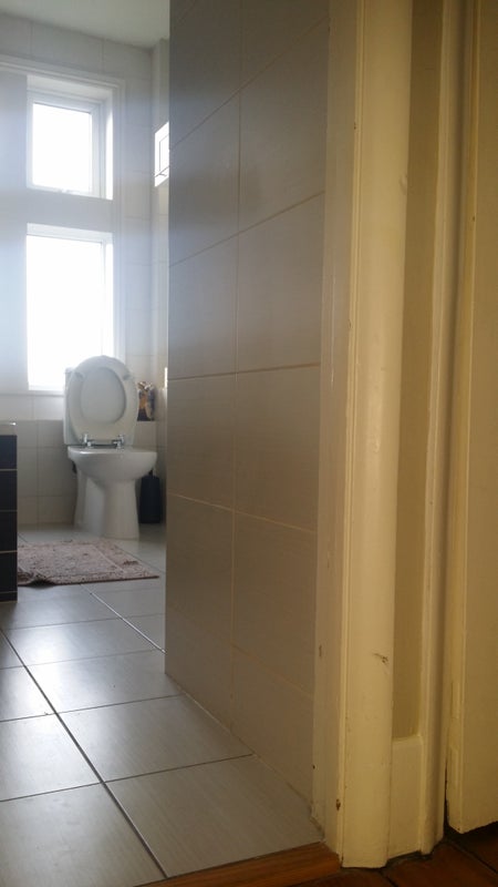 Room Hazelbourne Road in Greater London