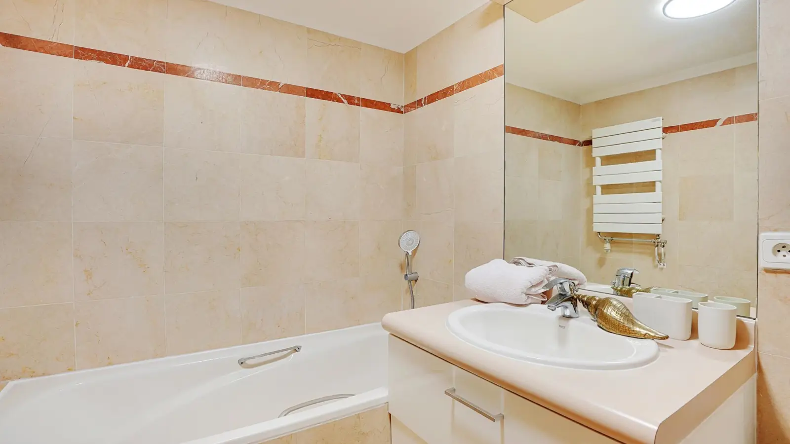 Flat Rue de Villiers in Neuilly-sur-Seine