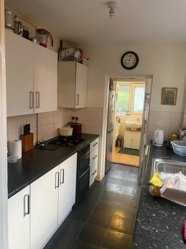 Room Brompton Lane in Strood