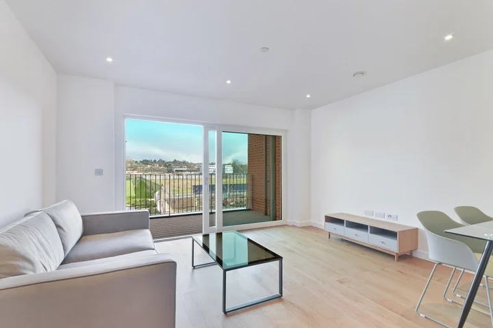 Flat Thonrey Close in Greater London