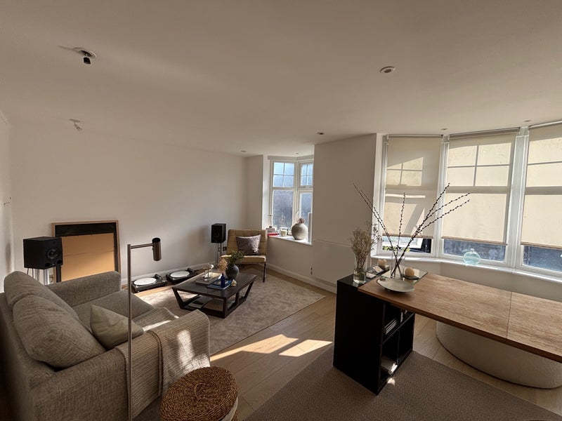 Flat Colney Hatch Lane in Greater London