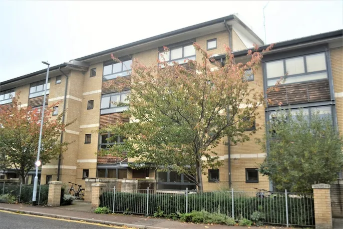 Flat Ruth Bagnall Court in Cambridge