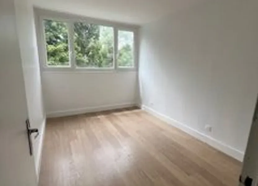 Appartement Rue d'Argonne à Les Ulis