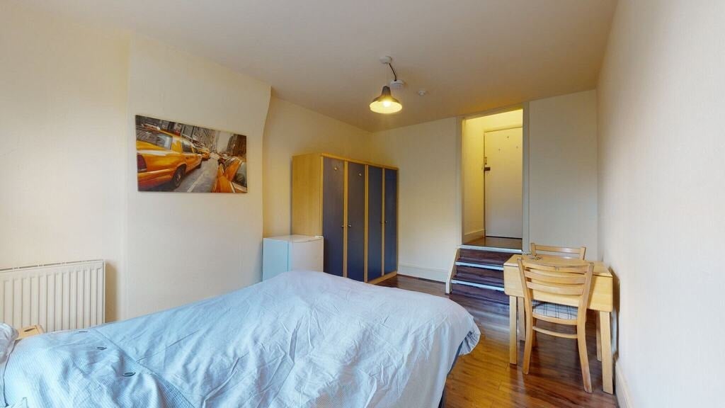 Room Anson Road in Greater London