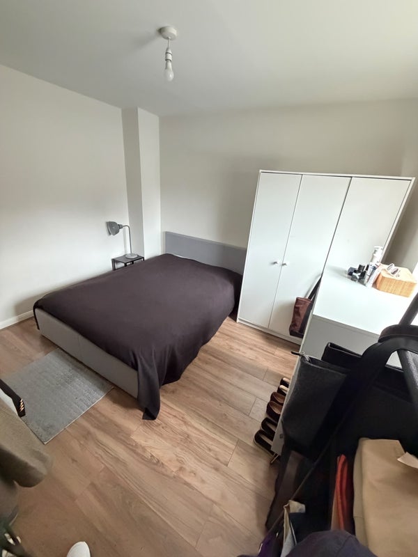 Room Upper Street in Greater London